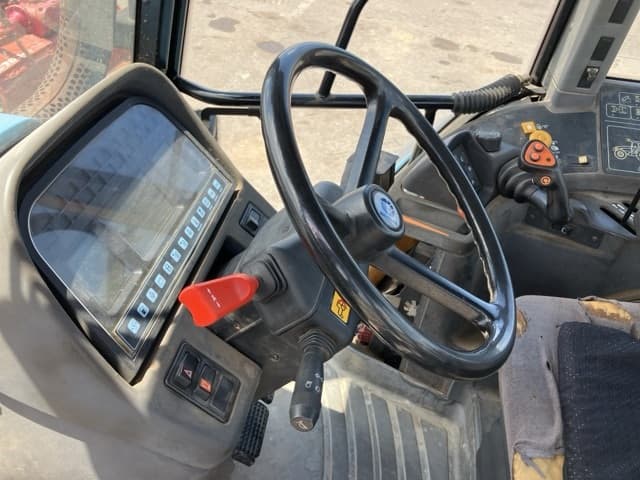 Tractor — Auction (lot 8456-1091)