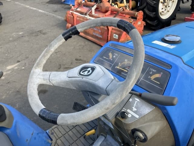 Tractor — Auction (lot 8456-1094)