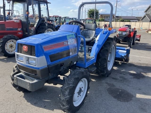 Tractor — Auction (lot 8456-1095)