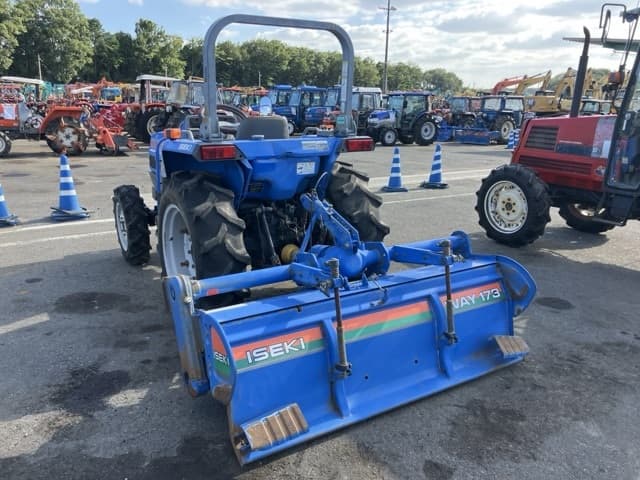 Tractor — Auction (lot 8456-1095)