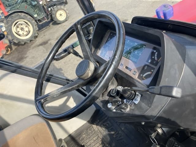 Tractor — Auction (lot 8456-1096)