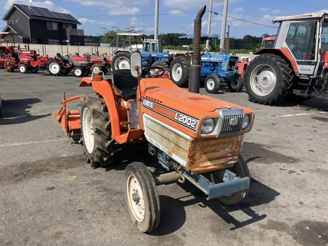 Tractor — Auction (lot 8456-1099)