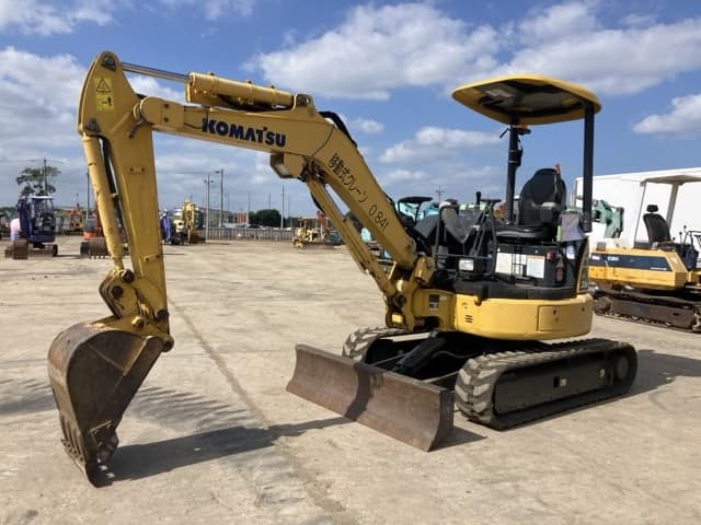 MINI EXCAVATOR — Auction (lot 8456-110)