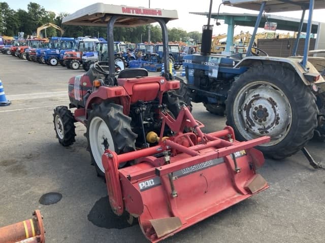 Tractor — Auction (lot 8456-1100)