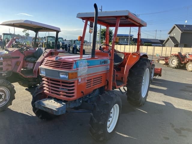 Tractor — Auction (lot 8456-1102)