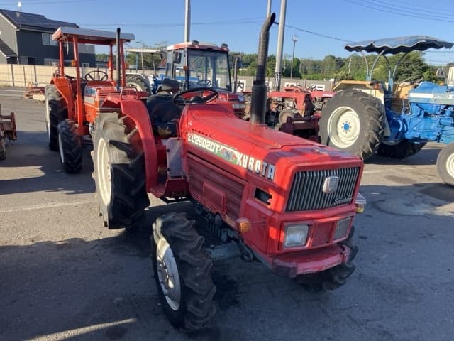 Tractor — Auction (lot 8456-1103)