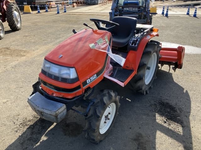 Tractor — Auction (lot 8456-1106)