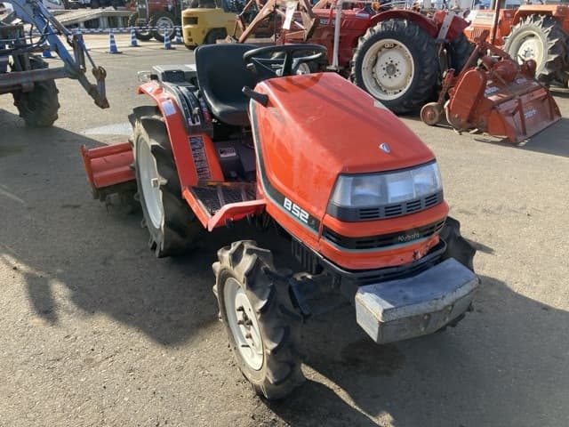 Tractor — Auction (lot 8456-1106)