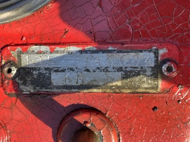 Tractor — Auction (lot 8456-1107)