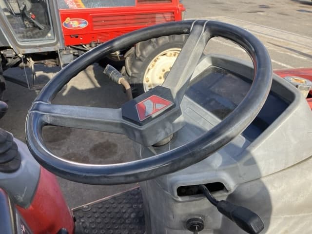 Tractor — Auction (lot 8456-1109)