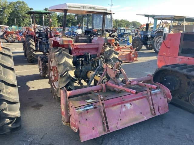 Tractor — Auction (lot 8456-1111)