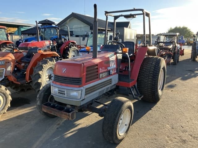 Tractor — Auction (lot 8456-1114)