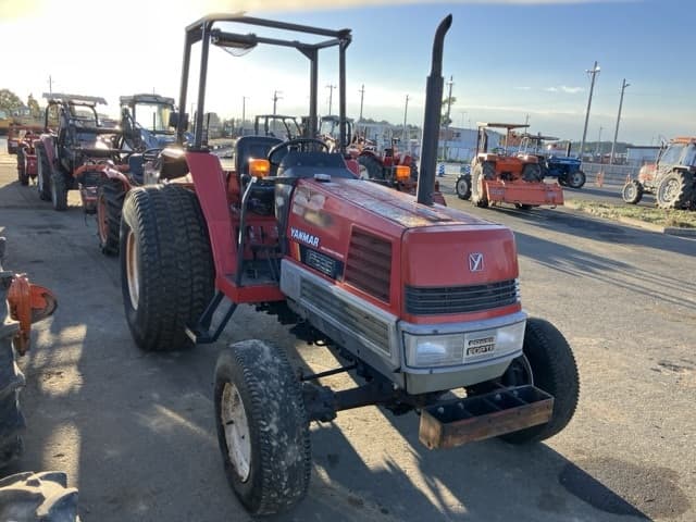 Tractor — Auction (lot 8456-1114)