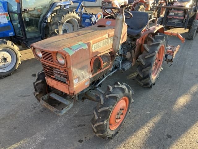 Tractor — Auction (lot 8456-1117)