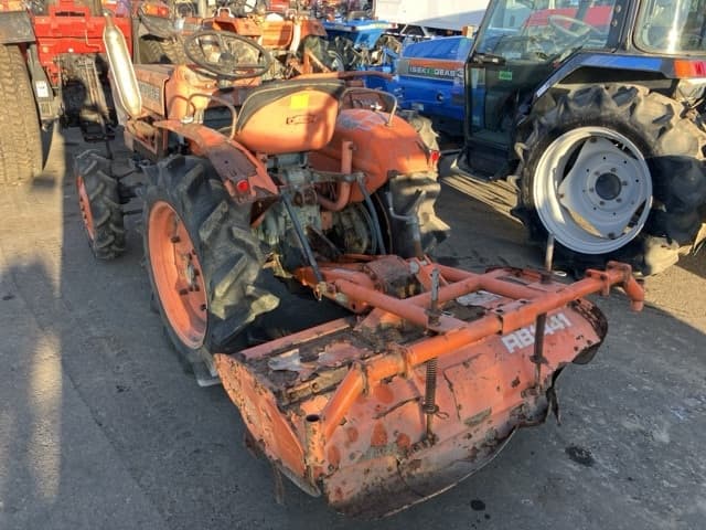 Tractor — Auction (lot 8456-1117)