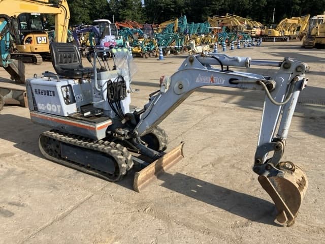 MINI EXCAVATOR — Auction (lot 8456-112)
