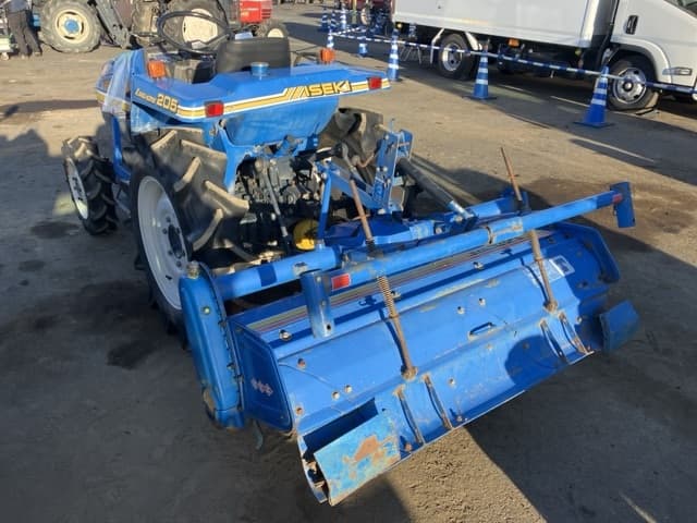 Tractor — Auction (lot 8456-1127)
