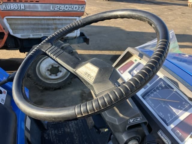 Tractor — Auction (lot 8456-1127)