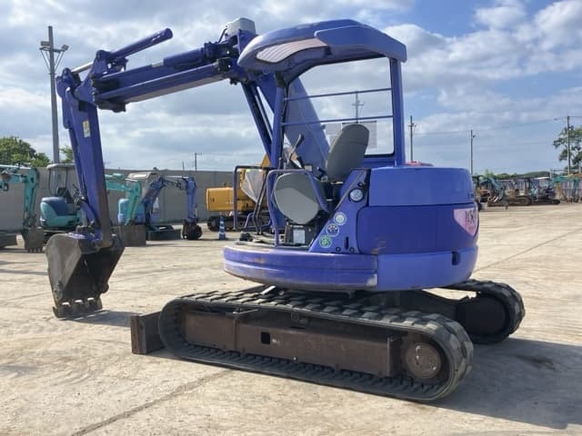 MINI EXCAVATOR — Auction (lot 8456-114)