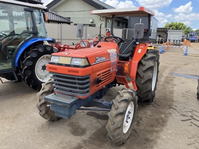 Tractor — Auction (lot 8456-1140)