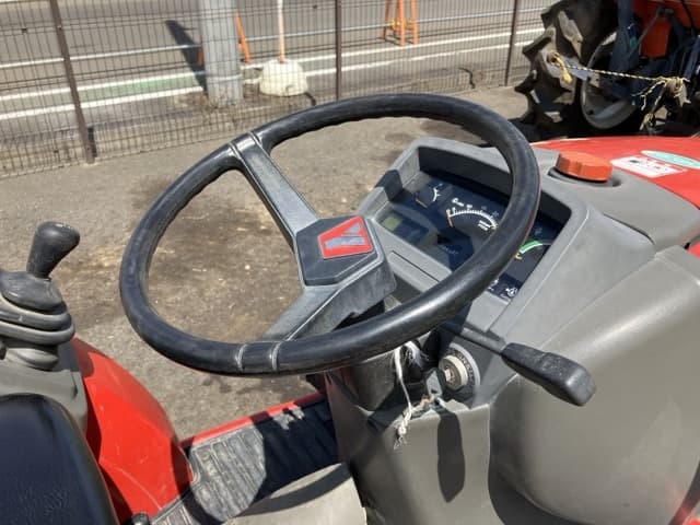 Tractor — Auction (lot 8456-1141)
