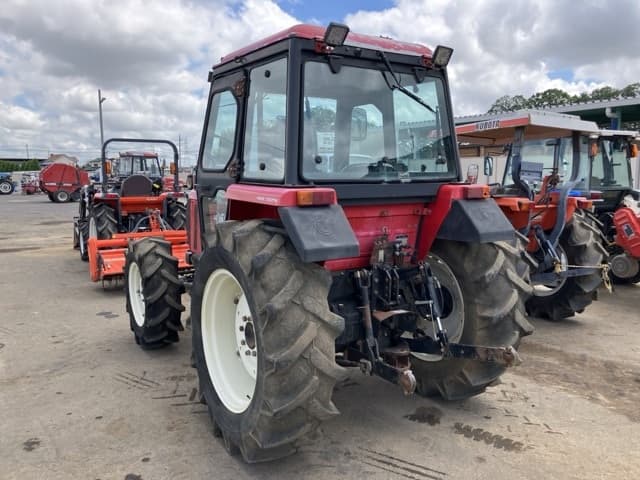 Tractor — Auction (lot 8456-1144)