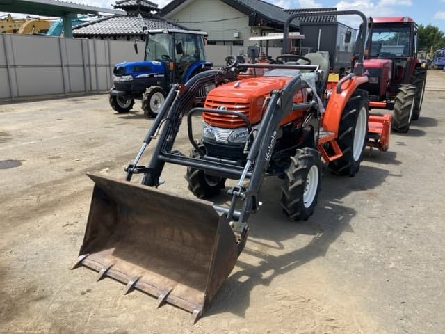 Tractor — Auction (lot 8456-1145)