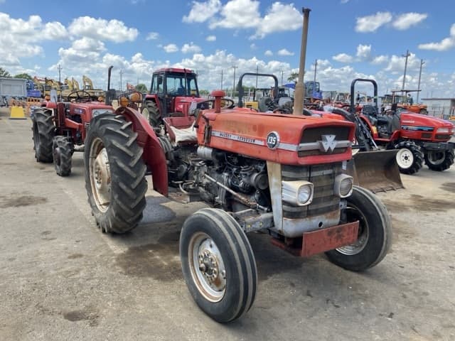 Tractor — Auction (lot 8456-1146)