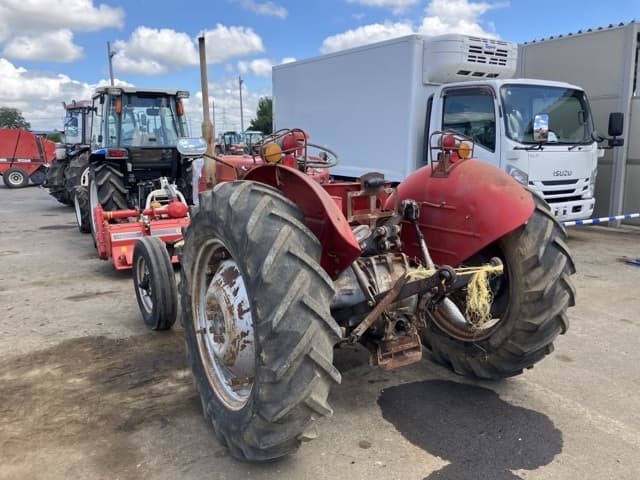 Tractor — Auction (lot 8456-1146)
