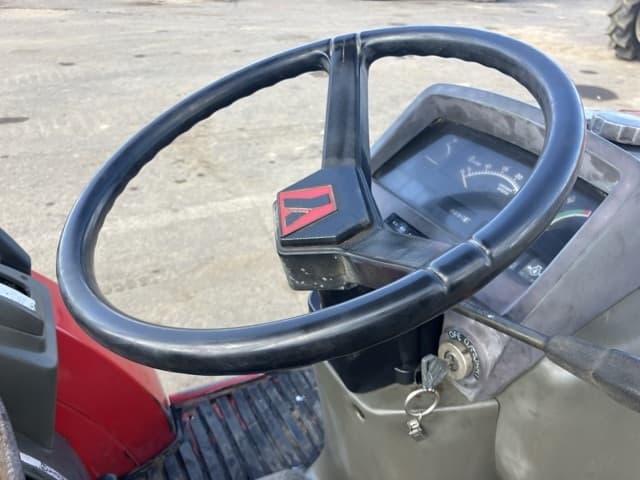 Tractor — Auction (lot 8456-1148)