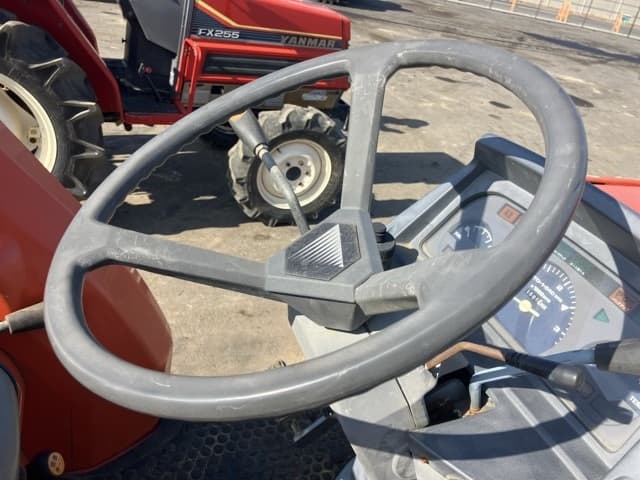 Tractor — Auction (lot 8456-1149)
