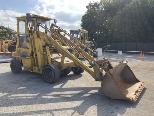 SHOVEL LOADER — Auction (lot 8456-115)