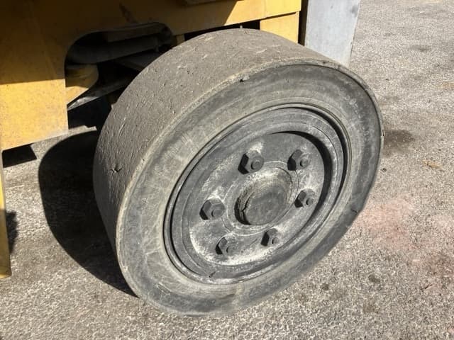 SHOVEL LOADER — Auction (lot 8456-115)