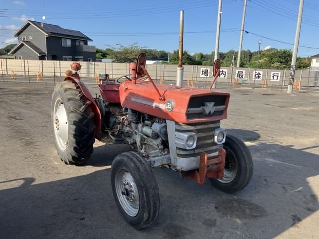 Tractor — Auction (lot 8456-1152)