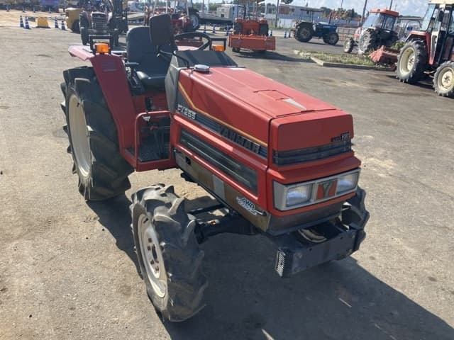 Tractor — Auction (lot 8456-1156)