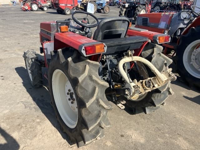 Tractor — Auction (lot 8456-1156)