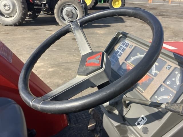 Tractor — Auction (lot 8456-1156)