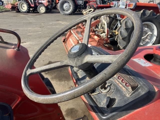 Tractor — Auction (lot 8456-1159)