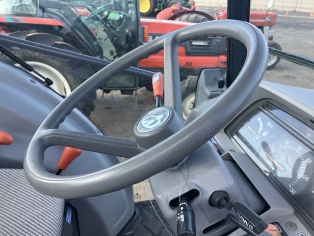 Tractor — Auction (lot 8456-1160)