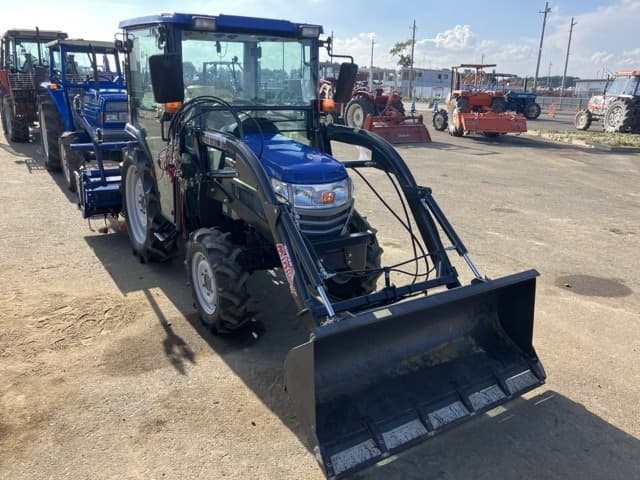 Tractor — Auction (lot 8456-1161)