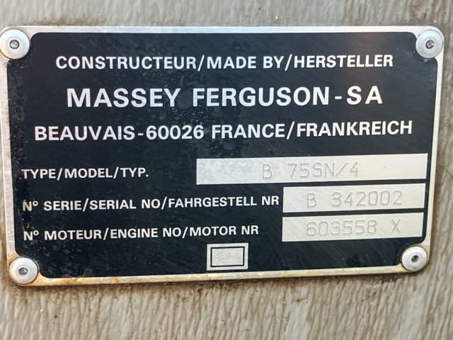 Tractor — Auction (lot 8456-1162)