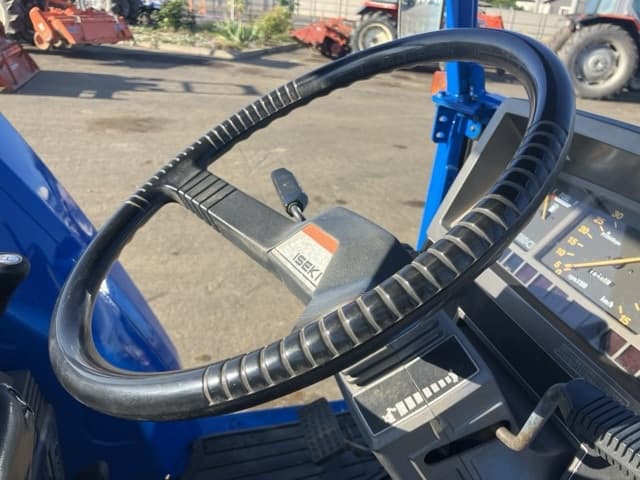 Tractor — Auction (lot 8456-1163)