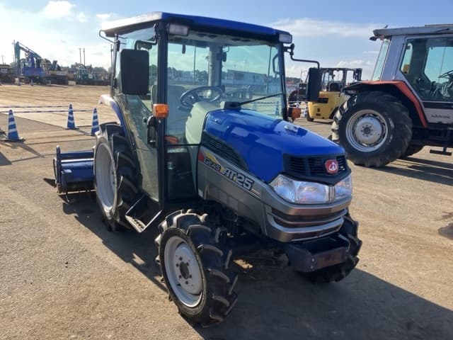 Tractor — Auction (lot 8456-1165)