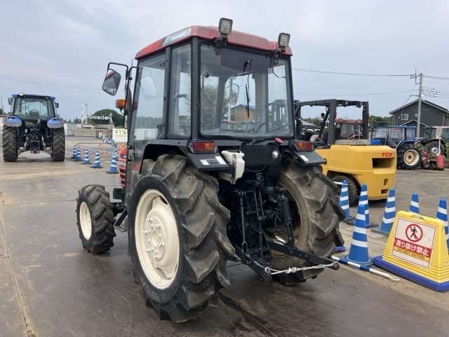 Tractor — Auction (lot 8456-1168)