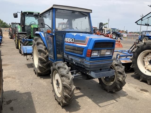 Tractor — Auction (lot 8456-1175)