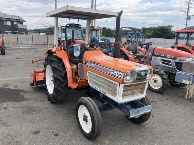 Tractor — Auction (lot 8456-1176)