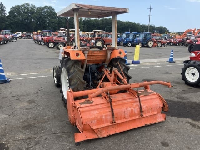Tractor — Auction (lot 8456-1176)