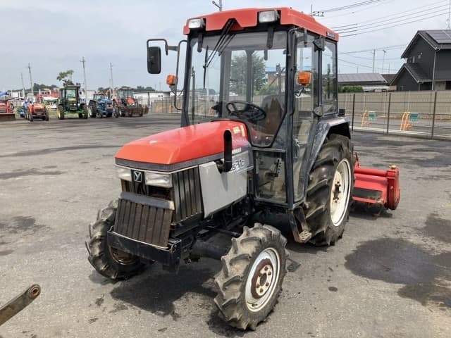 Tractor — Auction (lot 8456-1177)