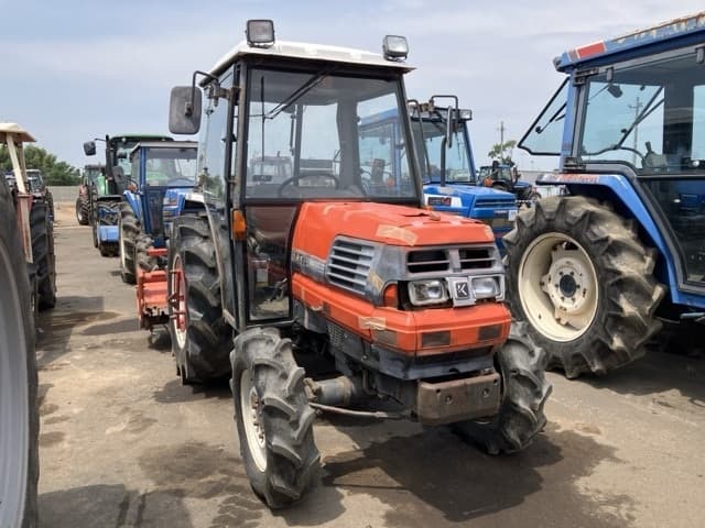 Tractor — Auction (lot 8456-1178)