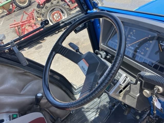 Tractor — Auction (lot 8456-1179)